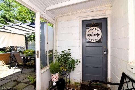 696 High Street Bedford OH 44146