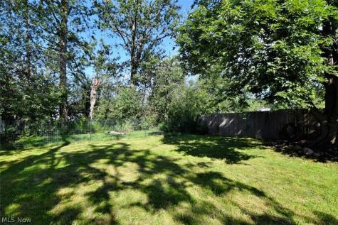 696 High Street Bedford OH 44146