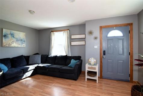696 High Street Bedford OH 44146
