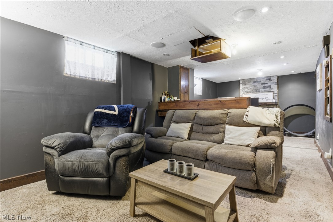 2430 Fortune Avenue Parma OH 44134