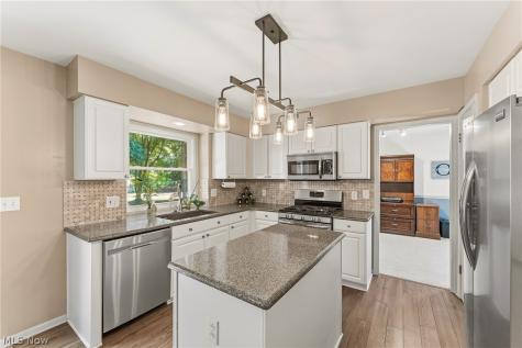 9187 Davis Way Twinsburg OH 44087
