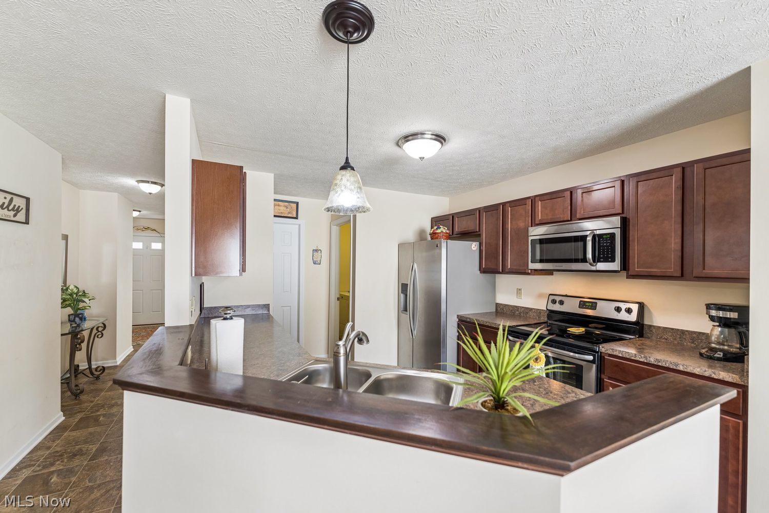 115 Carrington Court Elyria OH 44035
