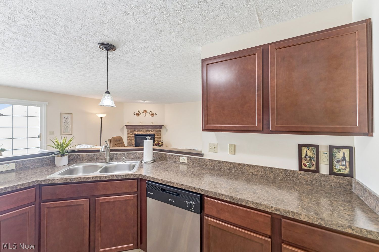 115 Carrington Court Elyria OH 44035