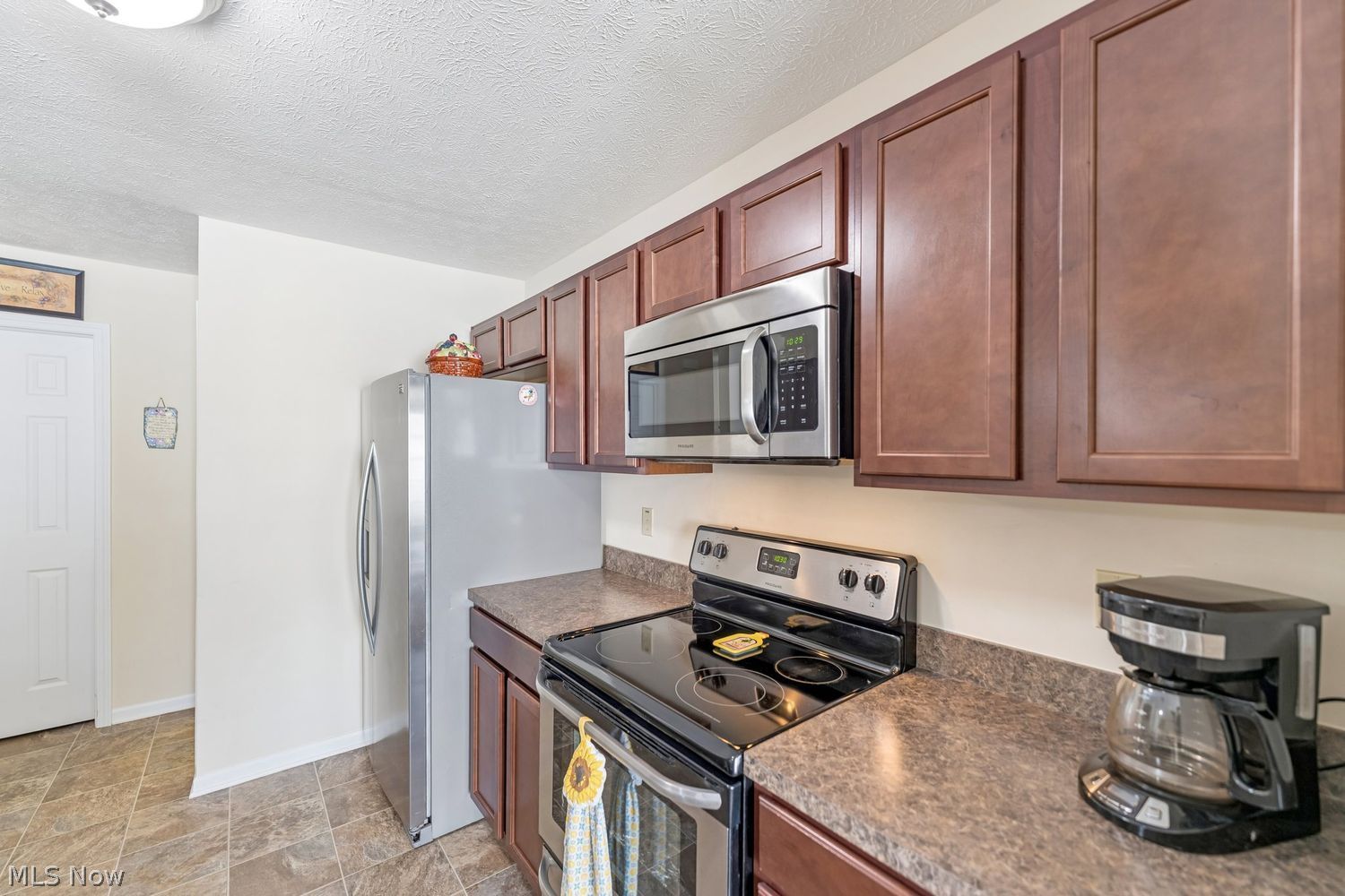 115 Carrington Court Elyria OH 44035
