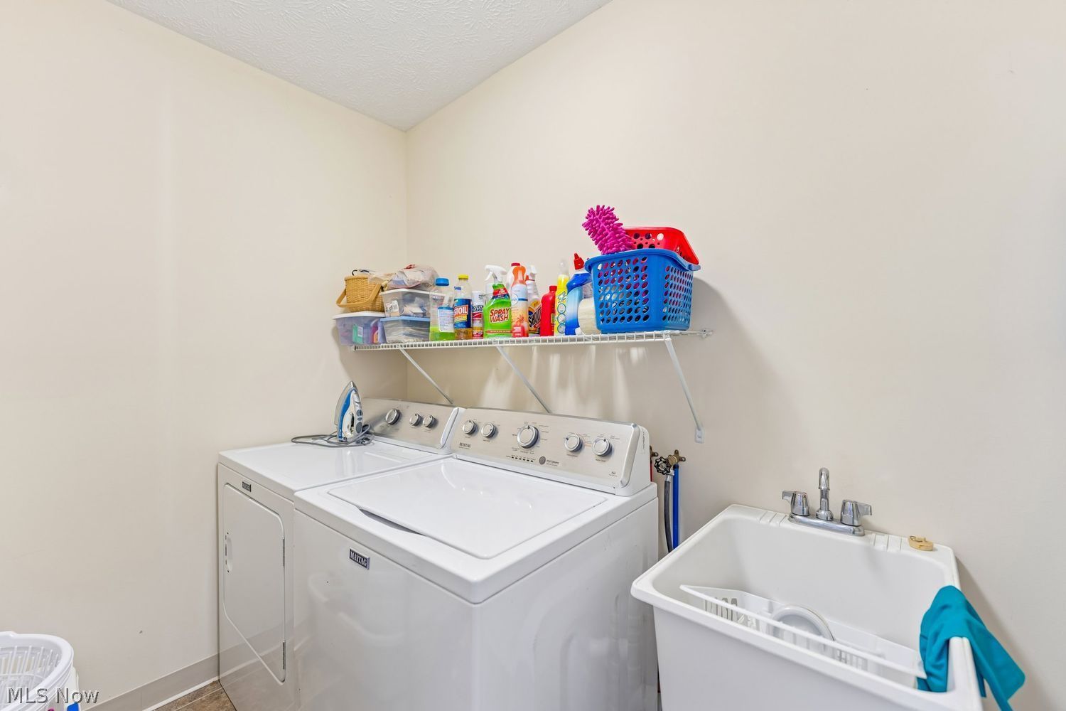 115 Carrington Court Elyria OH 44035