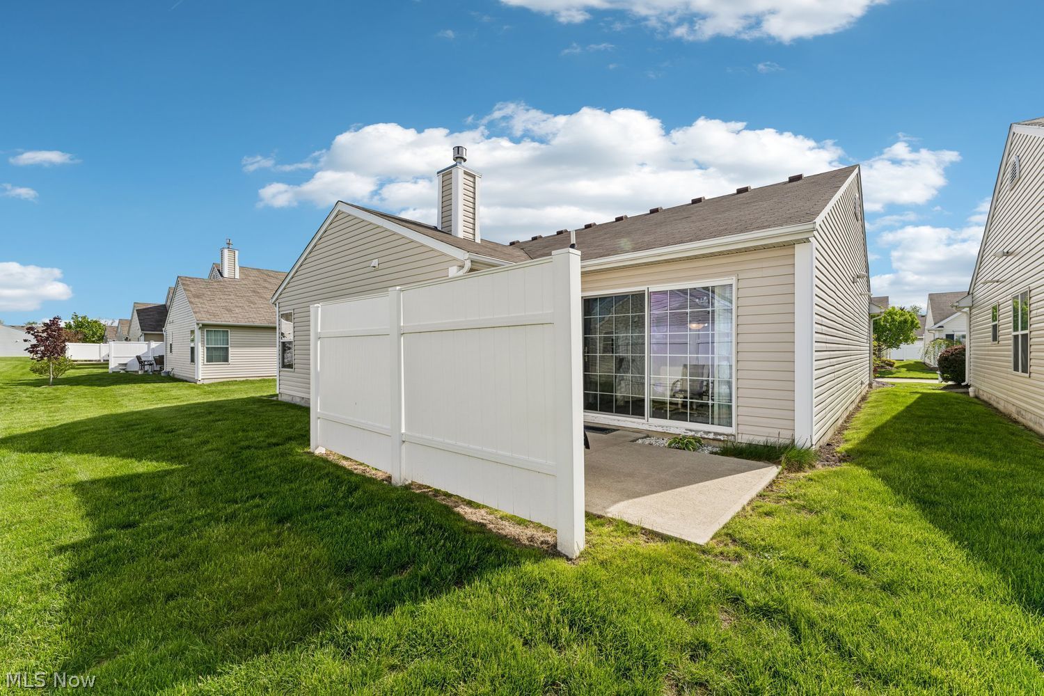 115 Carrington Court Elyria OH 44035