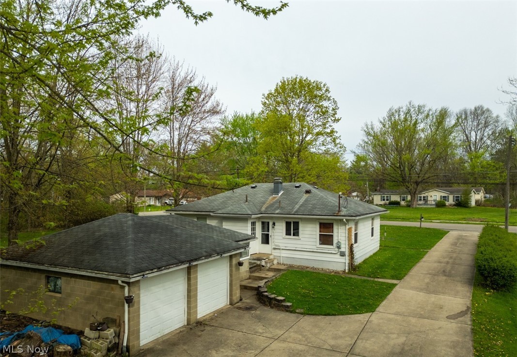 1603 Grandview Road Lake Milton OH 44429