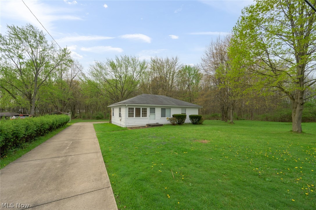 1603 Grandview Road Lake Milton OH 44429