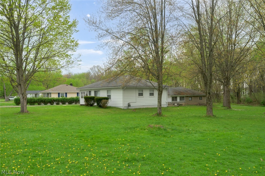1603 Grandview Road Lake Milton OH 44429