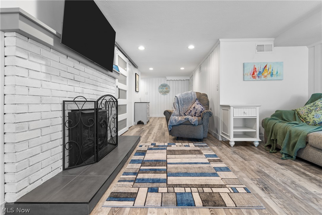 462 Fan Drive Akron OH 44319