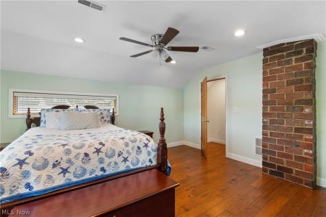 462 Fan Drive Akron OH 44319