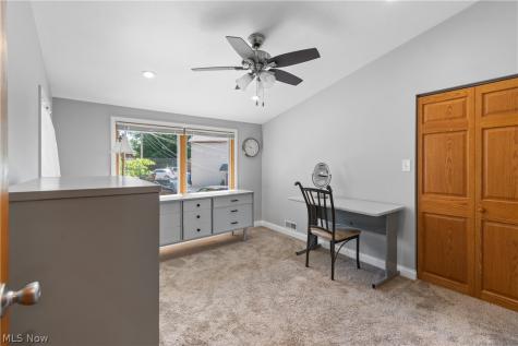 462 Fan Drive Akron OH 44319
