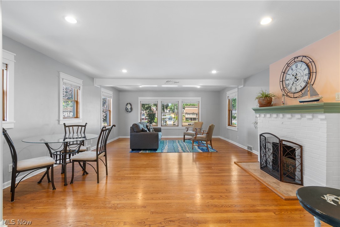 462 Fan Drive Akron OH 44319