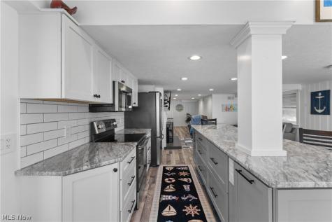 462 Fan Drive Akron OH 44319