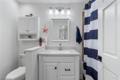 462 Fan Drive Akron OH 44319