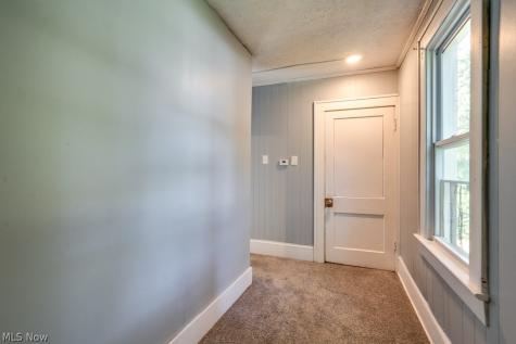 1213 Smithfarm Avenue Akron OH 44305