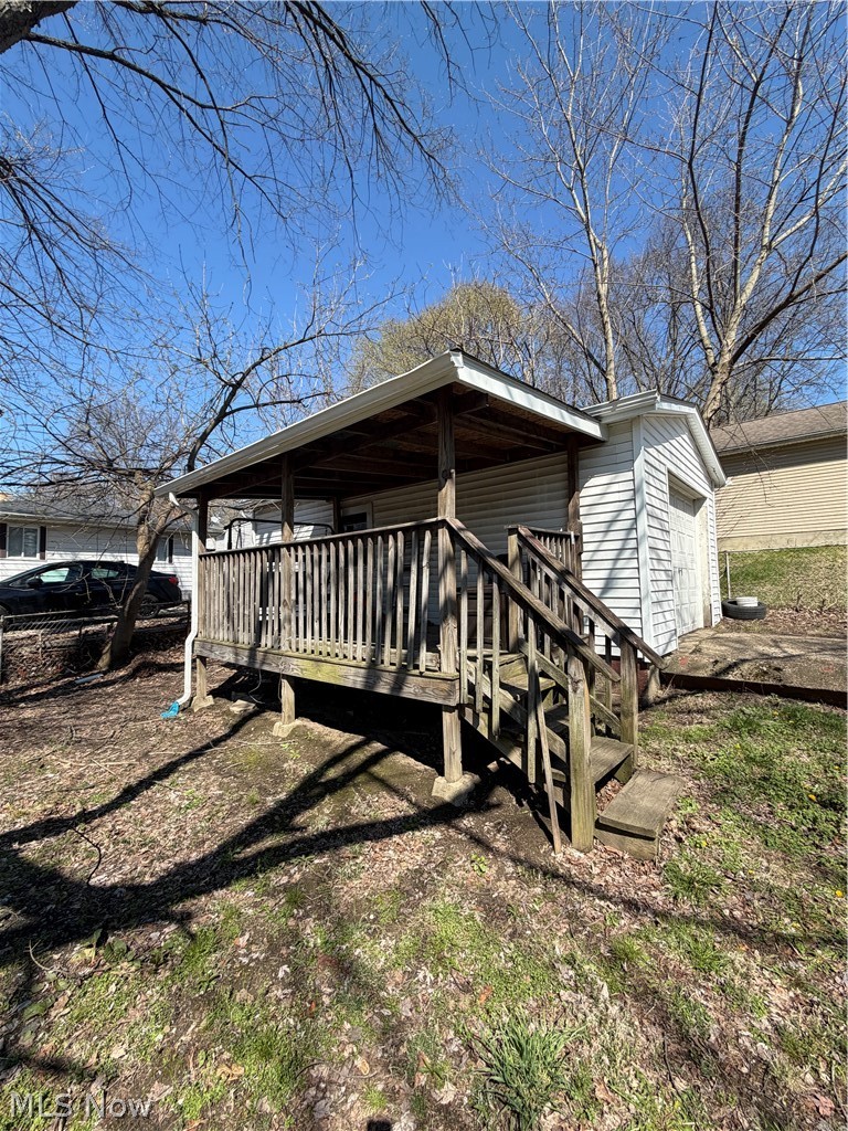 1213 Smithfarm Avenue Akron OH 44305
