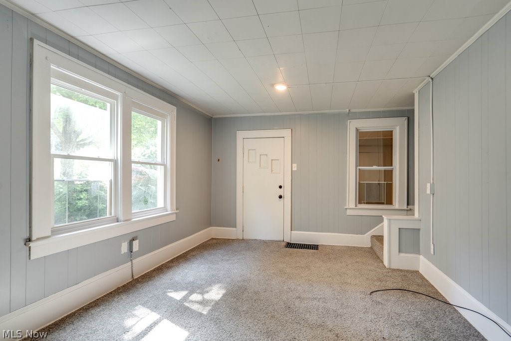 1213 Smithfarm Avenue Akron OH 44305