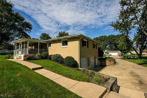1420 Whitehall Drive Mogadore OH 44260