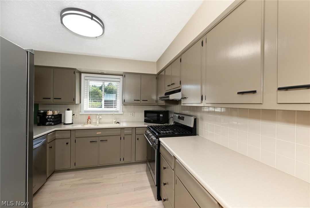 1420 Whitehall Drive Mogadore OH 44260