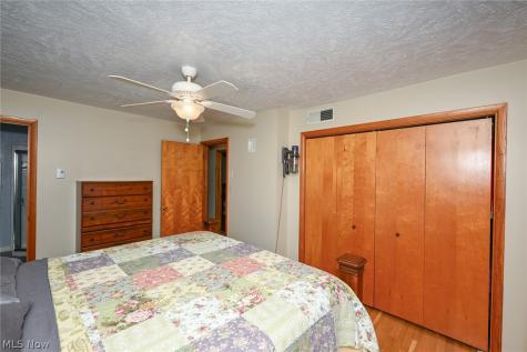 1420 Whitehall Drive Mogadore OH 44260