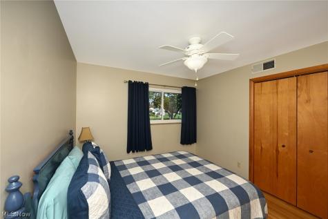 1420 Whitehall Drive Mogadore OH 44260