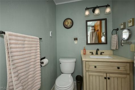 1420 Whitehall Drive Mogadore OH 44260