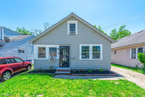 12525 Mcgowan Avenue Cleveland OH 44135