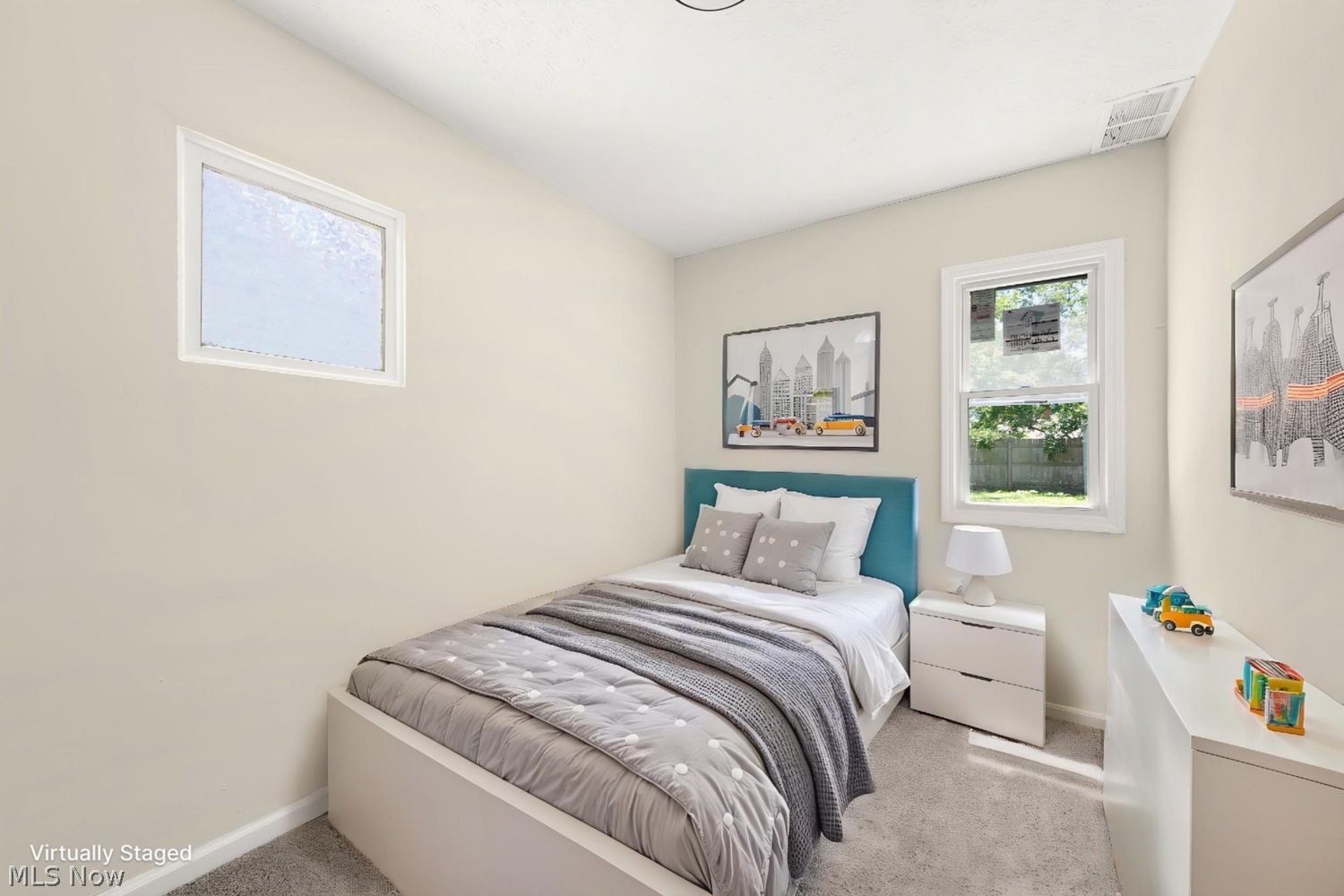 12525 Mcgowan Avenue Cleveland OH 44135