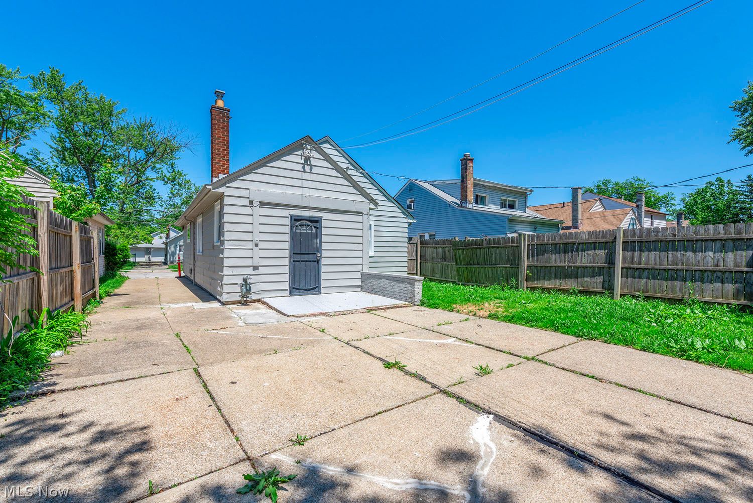 12525 Mcgowan Avenue Cleveland OH 44135