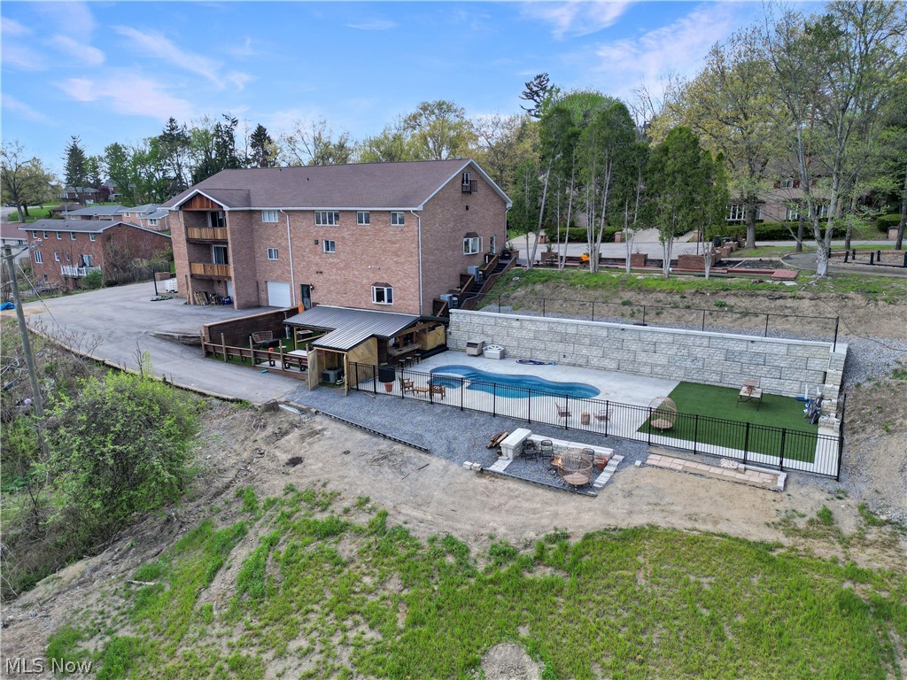 140 Teresa Drive Steubenville OH 43953