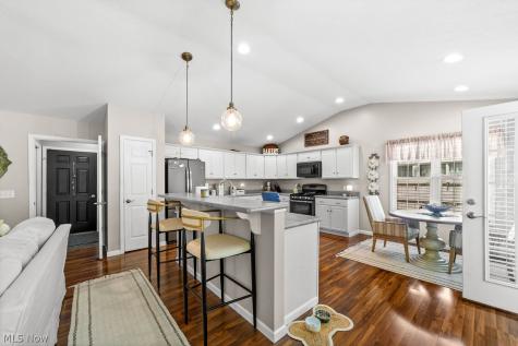 1402 Garford Avenue Elyria OH 44035