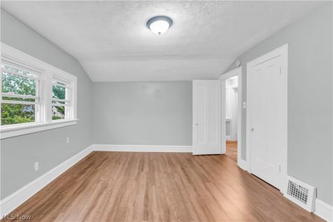 3878 W 137th Street Cleveland OH 44111