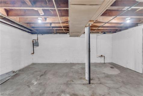 3878 W 137th Street Cleveland OH 44111