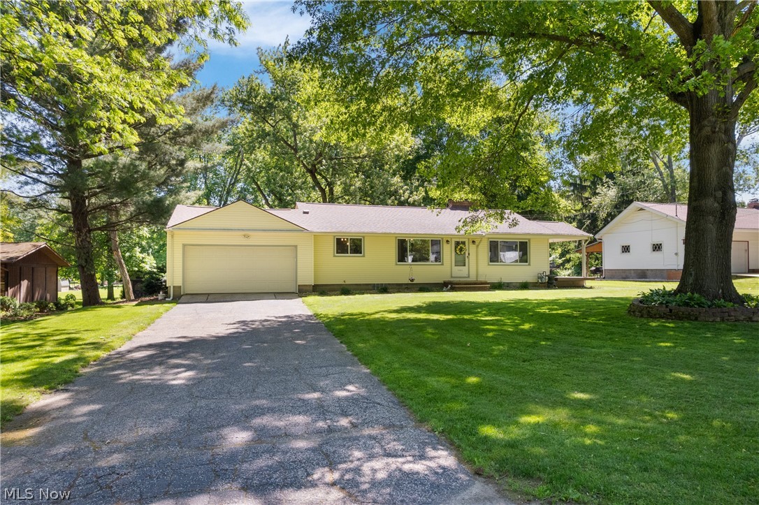 3321 Rowena Street Coventry OH 44203