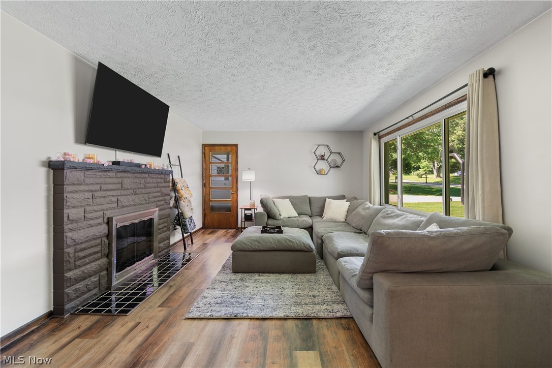 3321 Rowena Street Coventry OH 44203