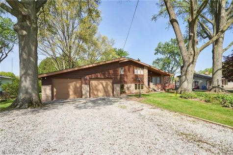 1594 Karl Drive Copley OH 44321