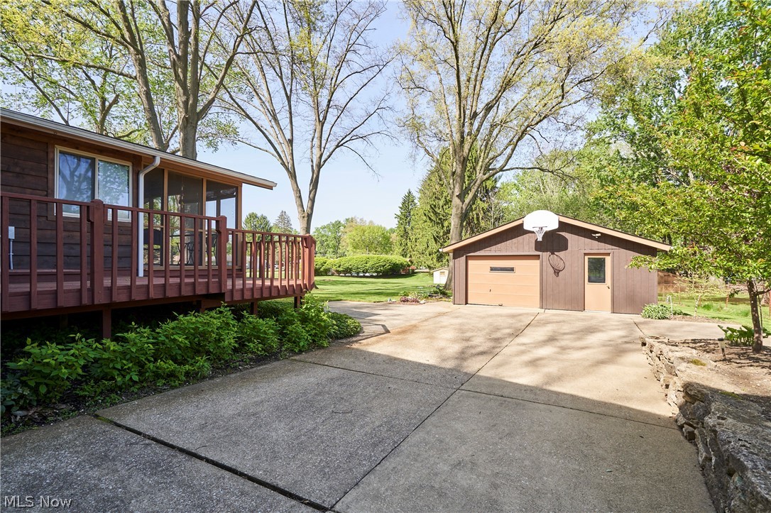 1594 Karl Drive Copley OH 44321