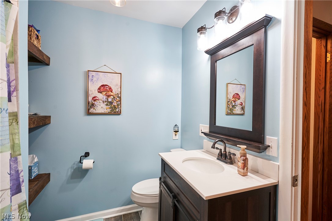 1594 Karl Drive Copley OH 44321