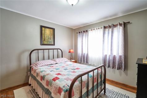 1594 Karl Drive Copley OH 44321