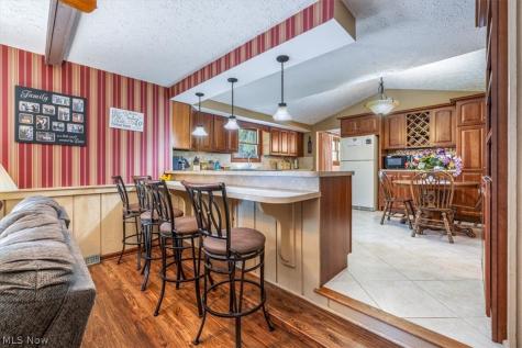 709 Oakhurst Drive Amherst OH 44001