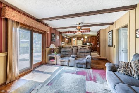 709 Oakhurst Drive Amherst OH 44001