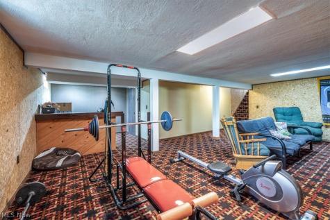 709 Oakhurst Drive Amherst OH 44001