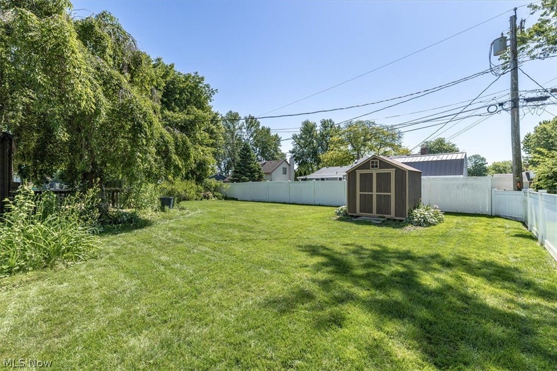 709 Oakhurst Drive Amherst OH 44001