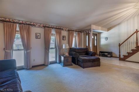 709 Oakhurst Drive Amherst OH 44001