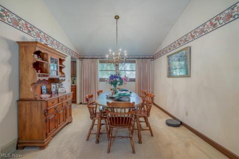 709 Oakhurst Drive Amherst OH 44001