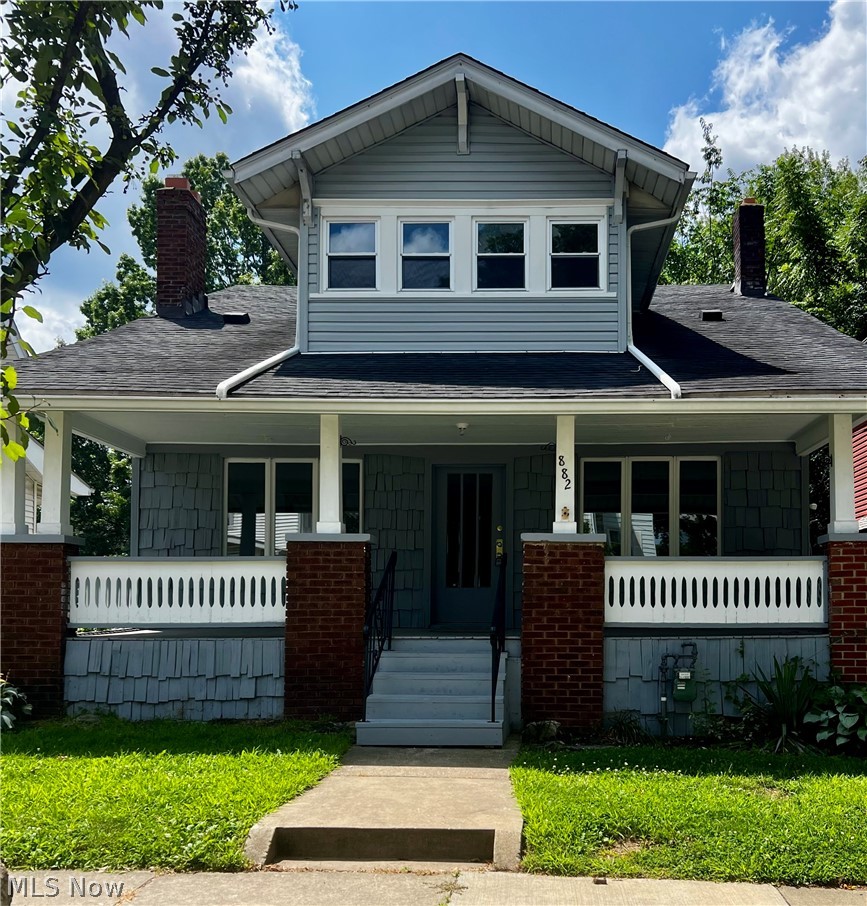 882 Redfern Avenue Akron OH 44314