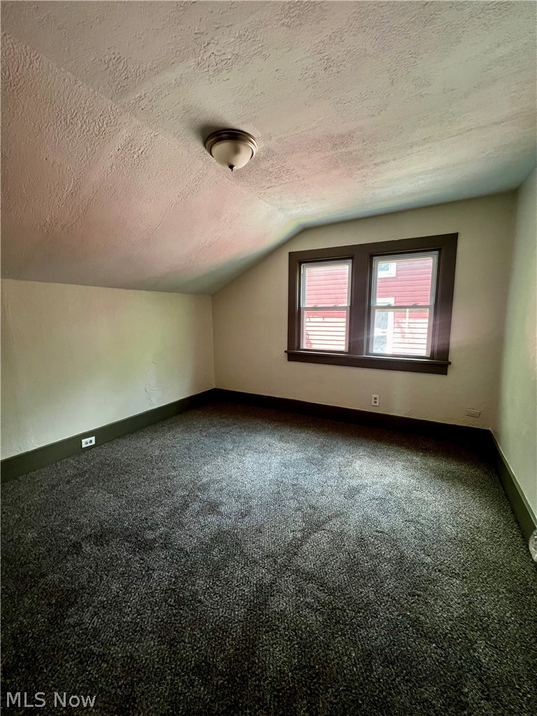 882 Redfern Avenue Akron OH 44314