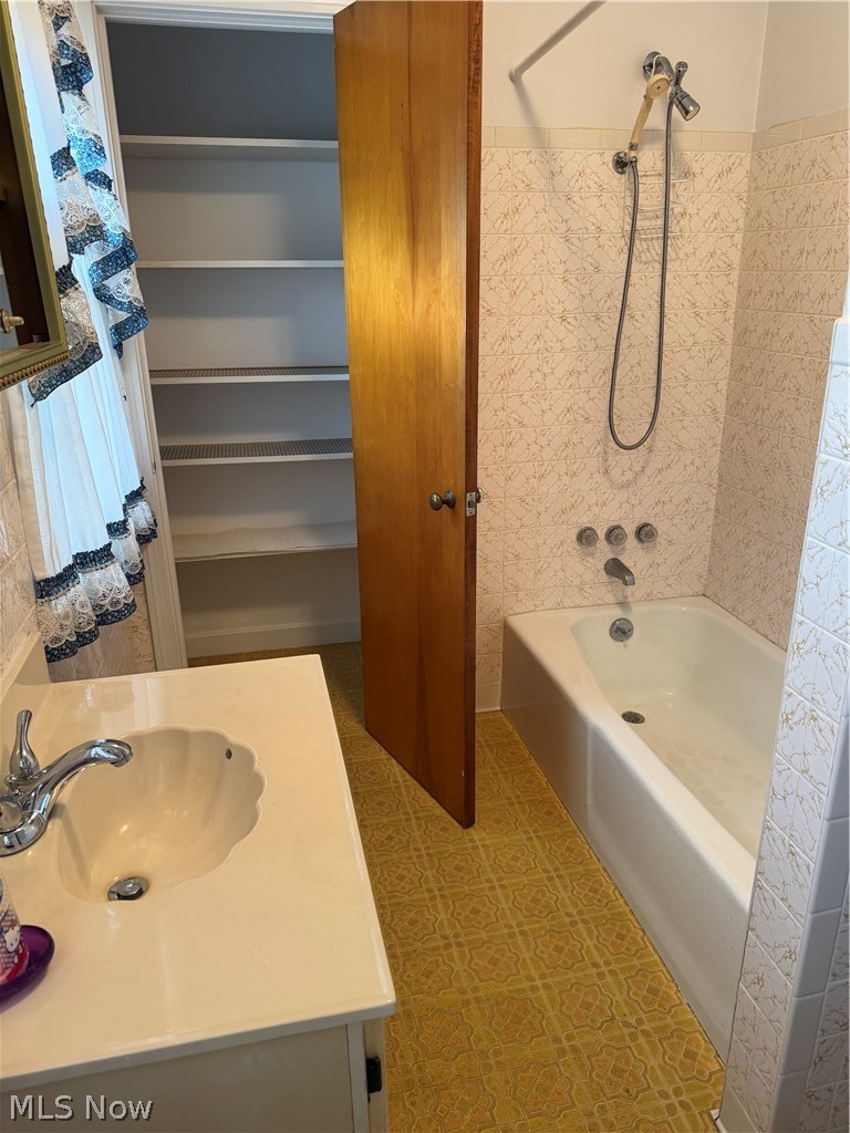 615 E 4th Street East Liverpool OH 43920