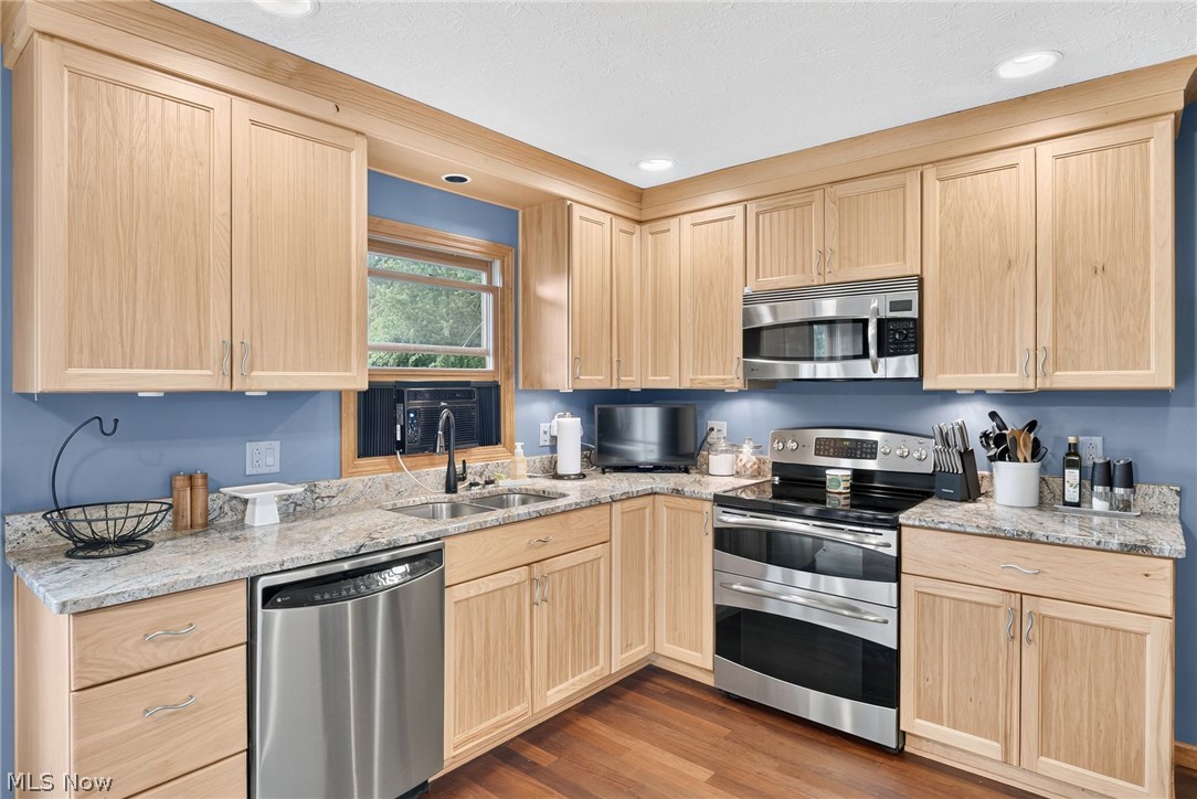 16761 Indian Hollow Road Grafton OH 44044